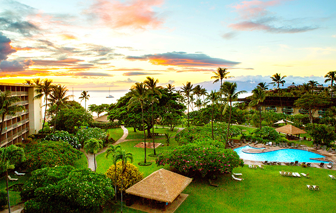 Conde Nast Readers Vote Kaanapali Beach Hotel As Top Hotel In Hawaii
