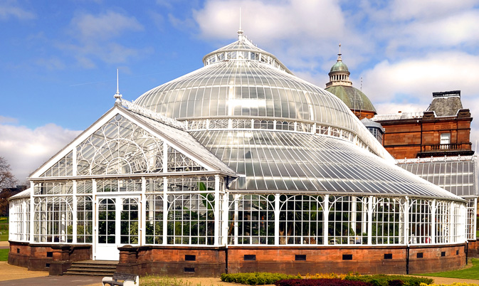 5 free things to do in Glasgow - from the City Center to Botanic Gardens