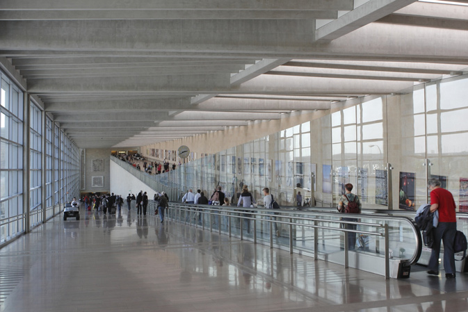 Flights from main Israel airport grounded as strike called