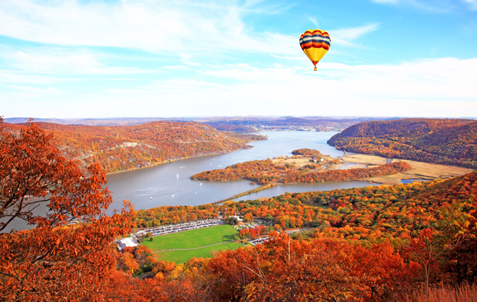 The foliage scenery at Hudson River region in New York State