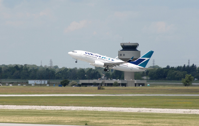 With bag fee in place, WestJet cuts sale fares on select routes by 15%