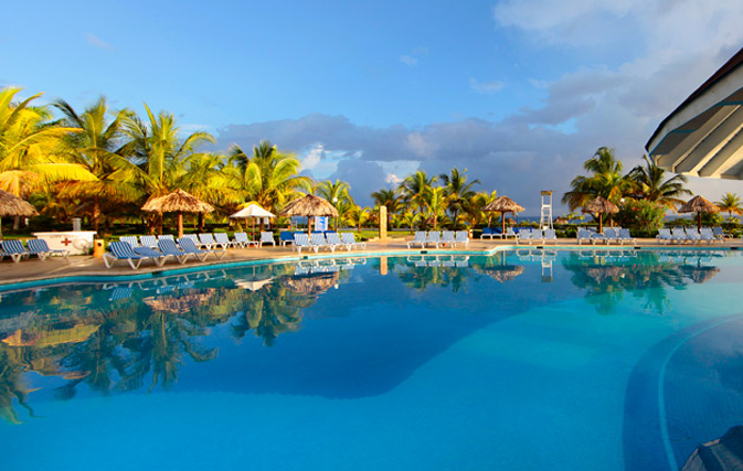 Sunquest flash sale gives free room upgrades at the Grand Bahia Principe Jamaica