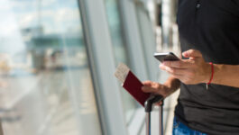 Cloud 10 at Toronto's Pearson airport allows free book, music downloads