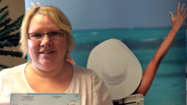 Thunder Bay travel agent wins $1,500 Oasis draw