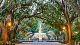 Savannah tour guides move ahead with free speech lawsuit