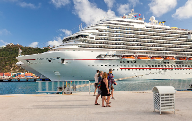 Carnival Corporation & plc reports significantly higher first quarter earnings
