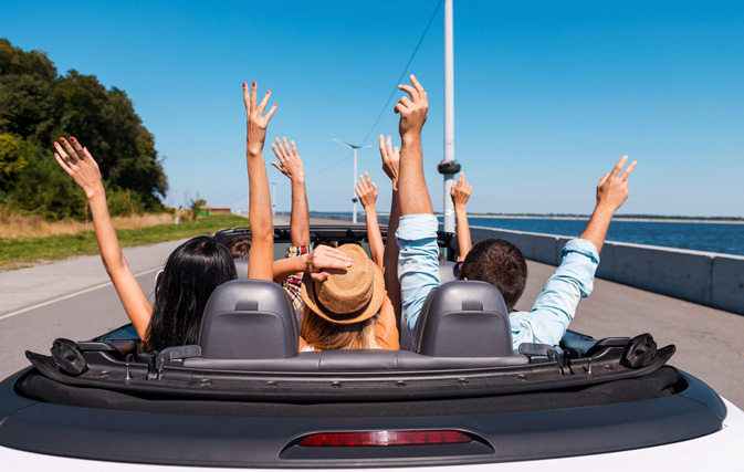 Holiday House car rental promotion: client savings, extra commission, points
