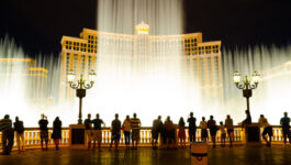 Survey: Majority of Las Vegas tourists married, 45, Californian