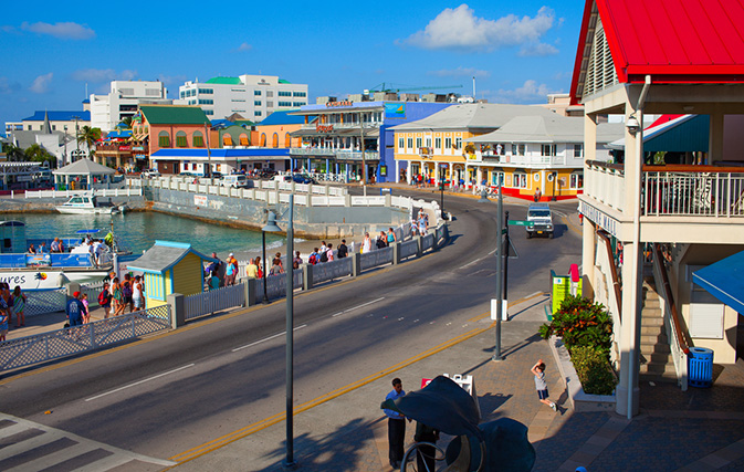 Tourism up in Cayman Islands, Canadian visitors hit 12,757 in first 4 months of 2015
