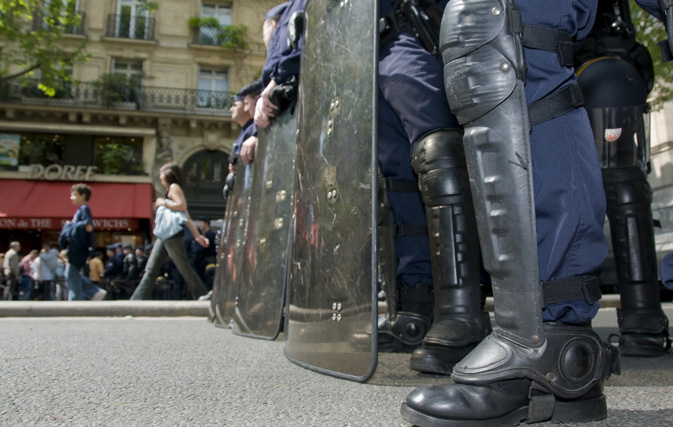 Taxi drivers smash cars, set tires ablaze in Uber strike in France