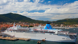 Sunwing’s launches 2015/2016 cruise brochure featuring Thomson, MSC