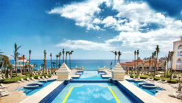 Signature offers extra 4% for bookings at Riu resorts in Los Cabos