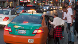 Tory seeks one bylaw for Uber and cabs in Toronto