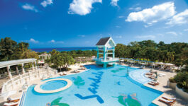 Sandals Resorts and Beaches Resorts offer new fall booking bonus