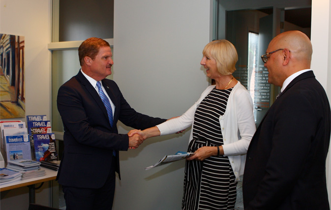 Aruban Prime Minister Mike Eman paid a visit to Travelweek’s offices yesterday. Seen here are (left to right) Prime Minister Eman, Travelweek Business Development Manager Sue Winiecki and Andy Lee, Minister Plenipotentiary for Aruba.