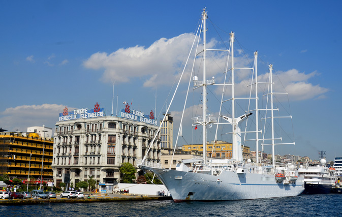 Windstar goes after solo travellers with reduced rates on more than 130 cruises