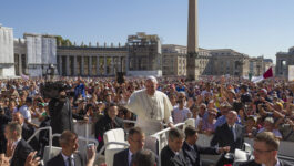 Weeks before pope's visit, Philadelphia says tickets required