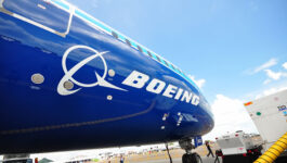 China inks Boeing deal to buy 300 jets and build assembly plant