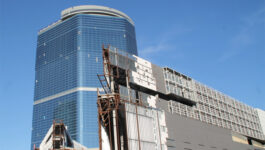 LAS VEGAS — The nearly built but never finished Fontainebleau casino-hotel high-rise is getting covered up to spruce up the view on the Las Vegas Strip.