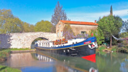 European Waterways offers 2017 hotel barge bookings at 2016 prices