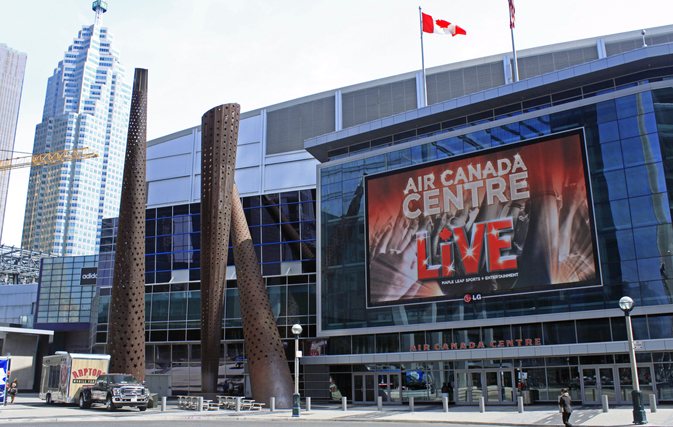 Getaway at centre ice? Air Canada Centre gets Airbnb listing