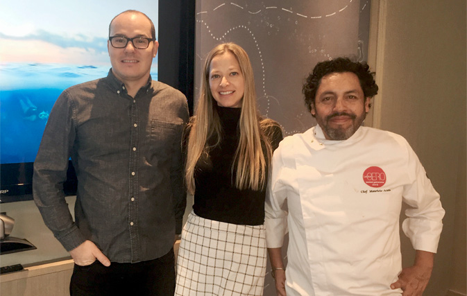 Ecuador's Tourism Ministry recently hosted 'A Taste of Ecuador' in Toronto. From l-r: Canadian artist Jesse Louttit, Kerry Duff from Avenue PR, and Ecuadorian Chef Mauricio Acuña.