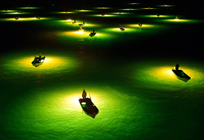 Night Fishermen, Japan