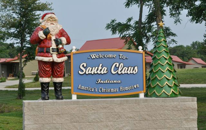 Santa's Lakeside Cottages – Santa Claus, IN