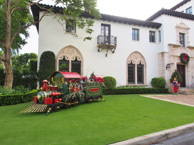 31 Mansions of Palm Beach