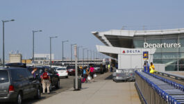 JFK looks to cut down passenger queues by tracking mobile devices
