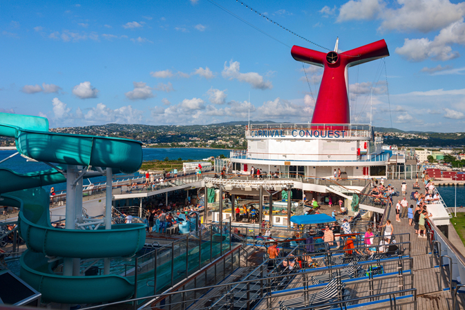 Carnival waives initial deposits on group sailings, enhances free cruise berth program