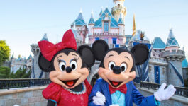 Disney announces discounted theme park tickets for Canadians