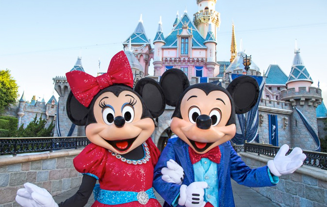 Disney announces discounted theme park tickets for Canadians