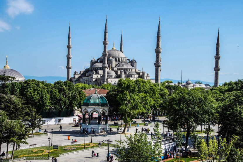 Turkey sees drop in foreign visitors by 10% this year