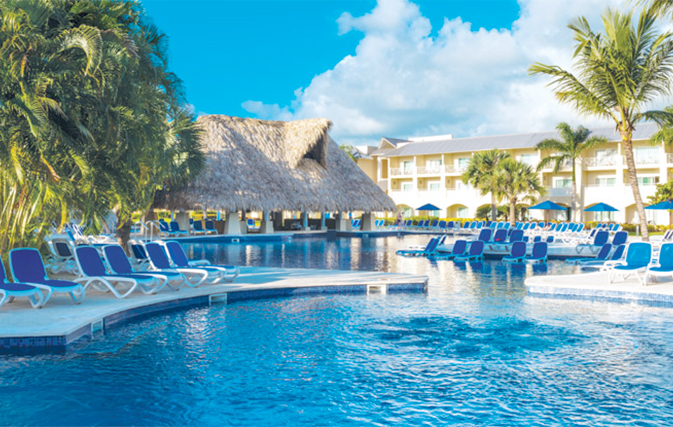 Families save over 50% at Memories Resorts & Spa when booking before March 31