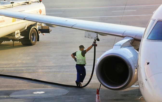 Global airfares expected to fall further in 2016 on lower fuel prices
