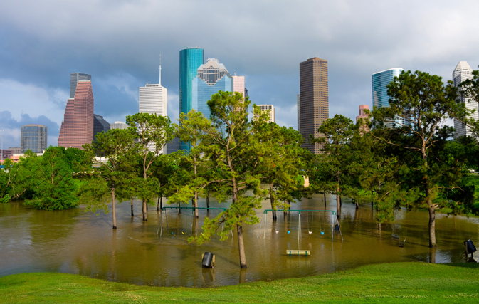 470 flights have been cancelled in Houston after flooding