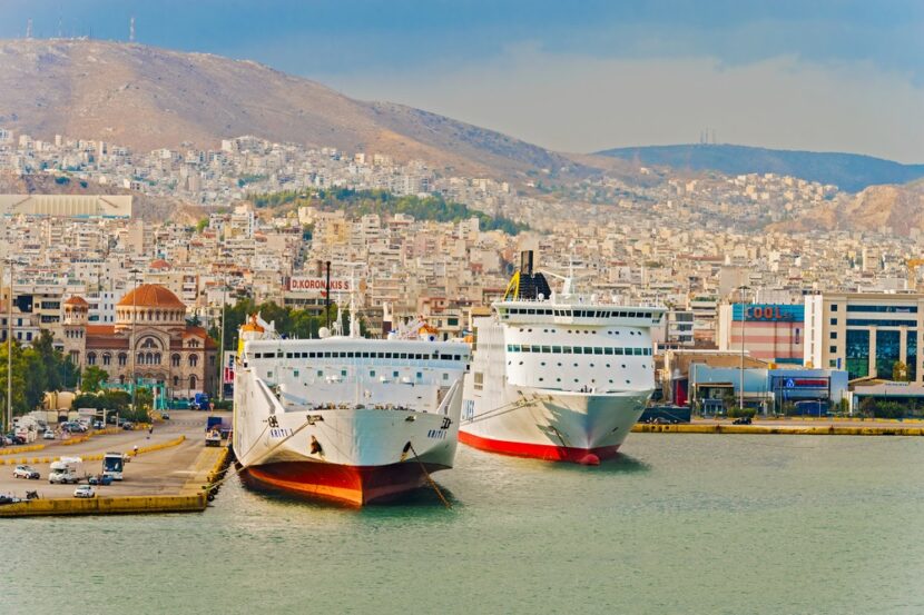 Strike halts ferry services to Greek Islands stranding tourists