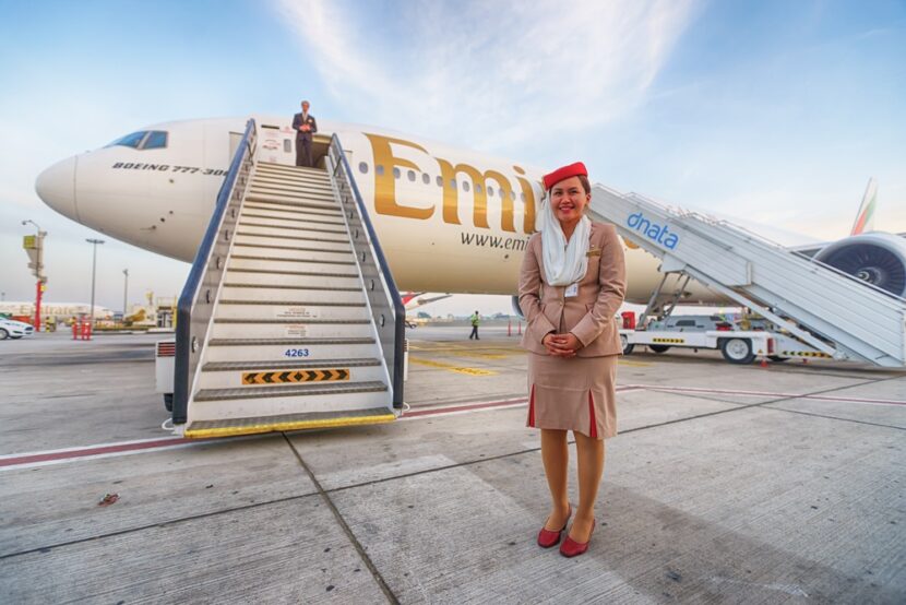Emirates airline says profits are up amid lower oil prices