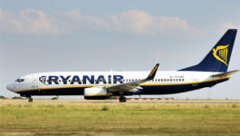 Ryanair expects fares to fall about 6% this summer