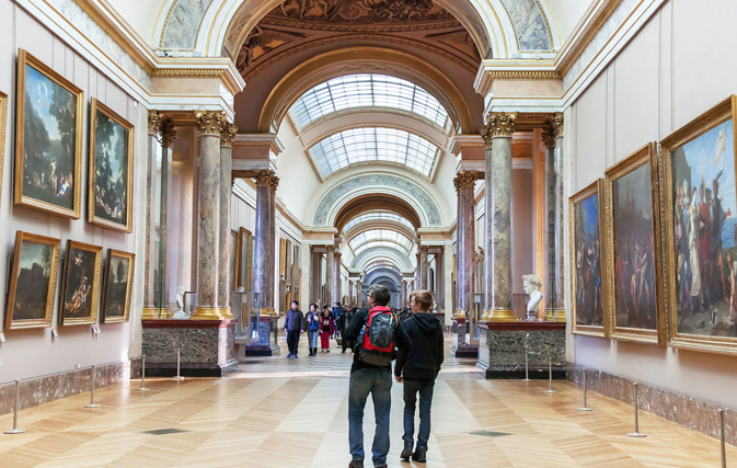 Louvre reopens Wednesday after flood threat shut doors