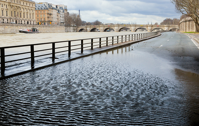 Paris is flooding, Louvre and other landmarks shut down