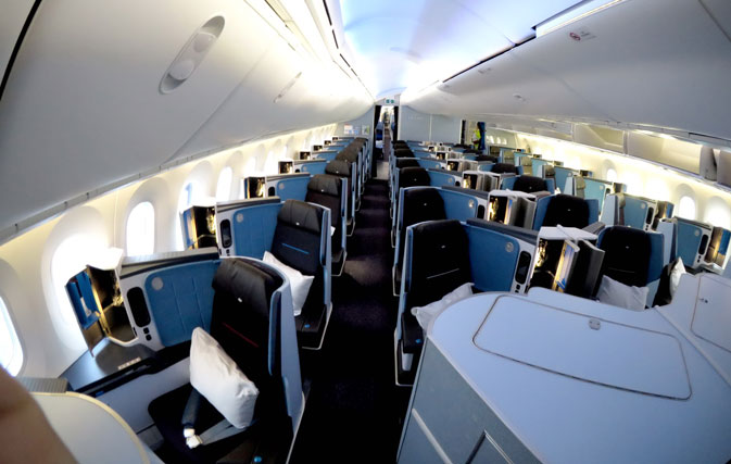 Toronto agents get a sneak peek of KLM’s new Dreamliner