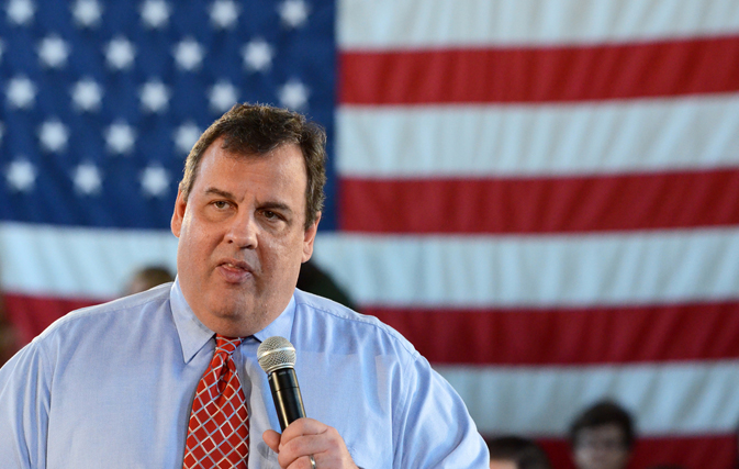 Chris Christie squeezed United for route to vacation home