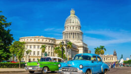 United Airlines expects to offer its first flights to Havana by fall 2016