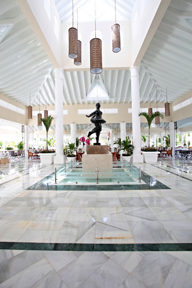 Luxury-Bahia-Principe-Fantasia-01