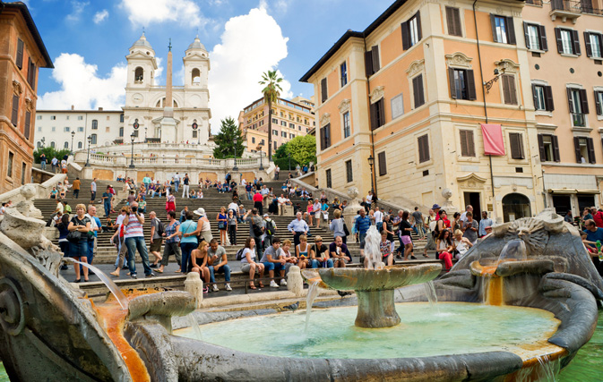 Controversial Spanish Steps' fence comes down in Rome