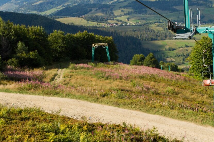 U.S. ski resorts delay Thanksgiving openings on warm weather