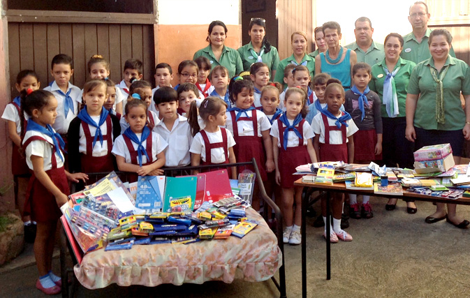 Agents give from their hearts on recent Cuba fam with Transat