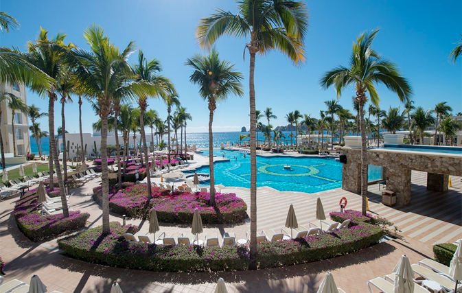 New junior suites, jacuzzi suites at reopened Riu Palace Cabo San Lucas